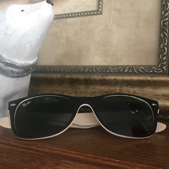 Ray-Ban Accessories - RAYBAN WAYFARER SUNGLASSES